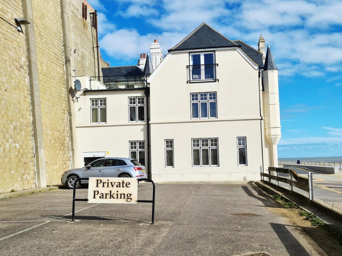 Shore Thing Beachfront Apartment Ramsgate - Sleeps 4 エクステリア 写真