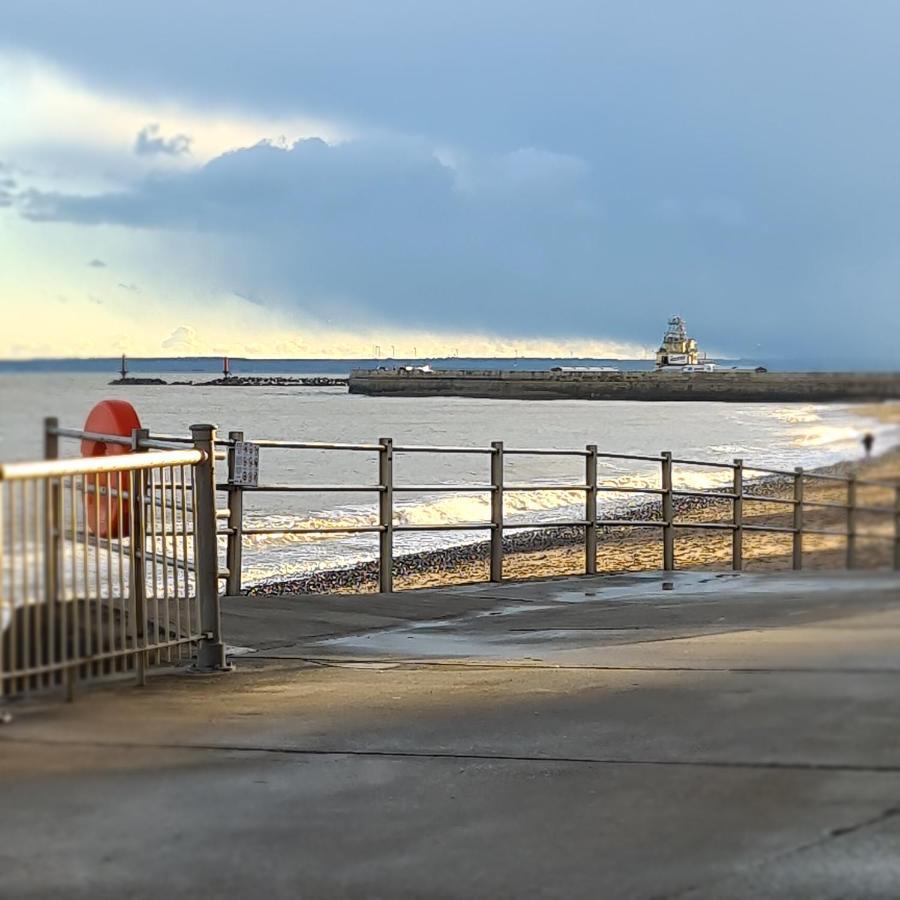 Shore Thing Beachfront Apartment Ramsgate - Sleeps 4 エクステリア 写真